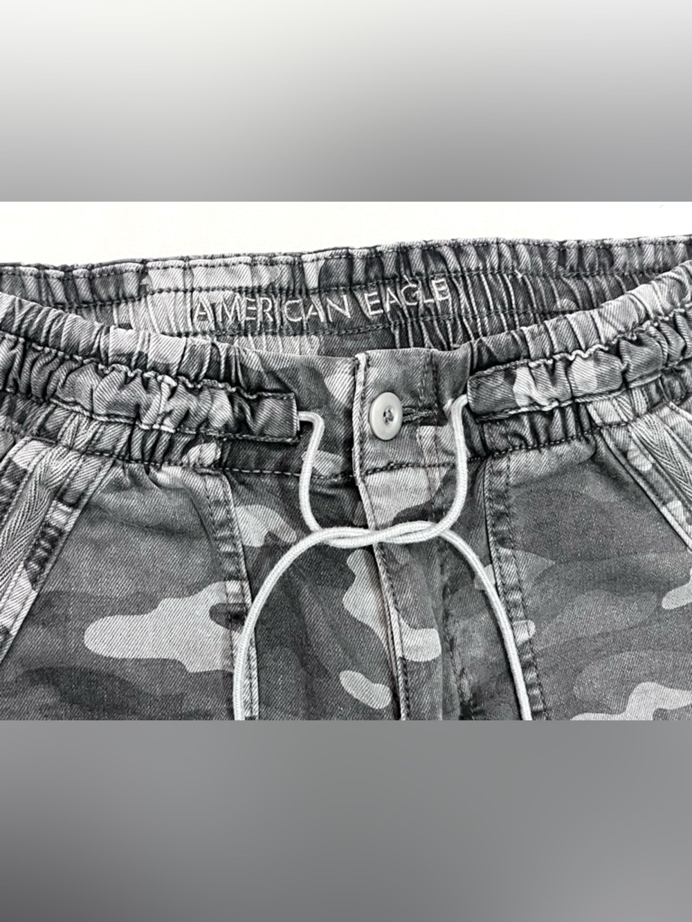 American Eagle Outfitters Gray Camouflage Drawstring Joggers with Pockets - Picture 4 of 16